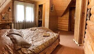 Гостевой дом SoloMia Микуличин Дом для отпуска с 3 спальнями-6